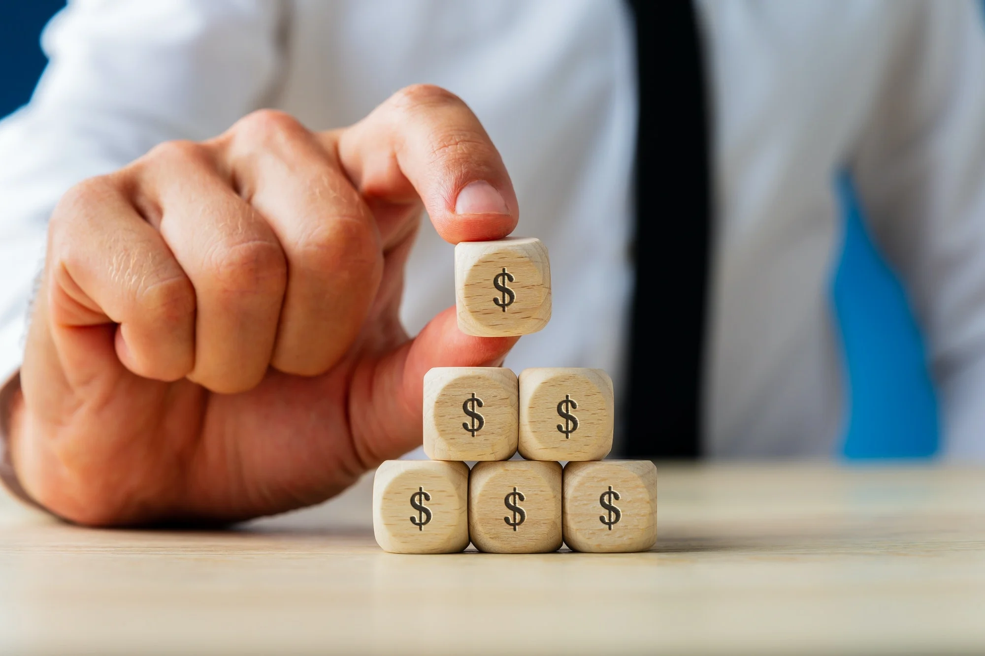Terninger med dollartegn på